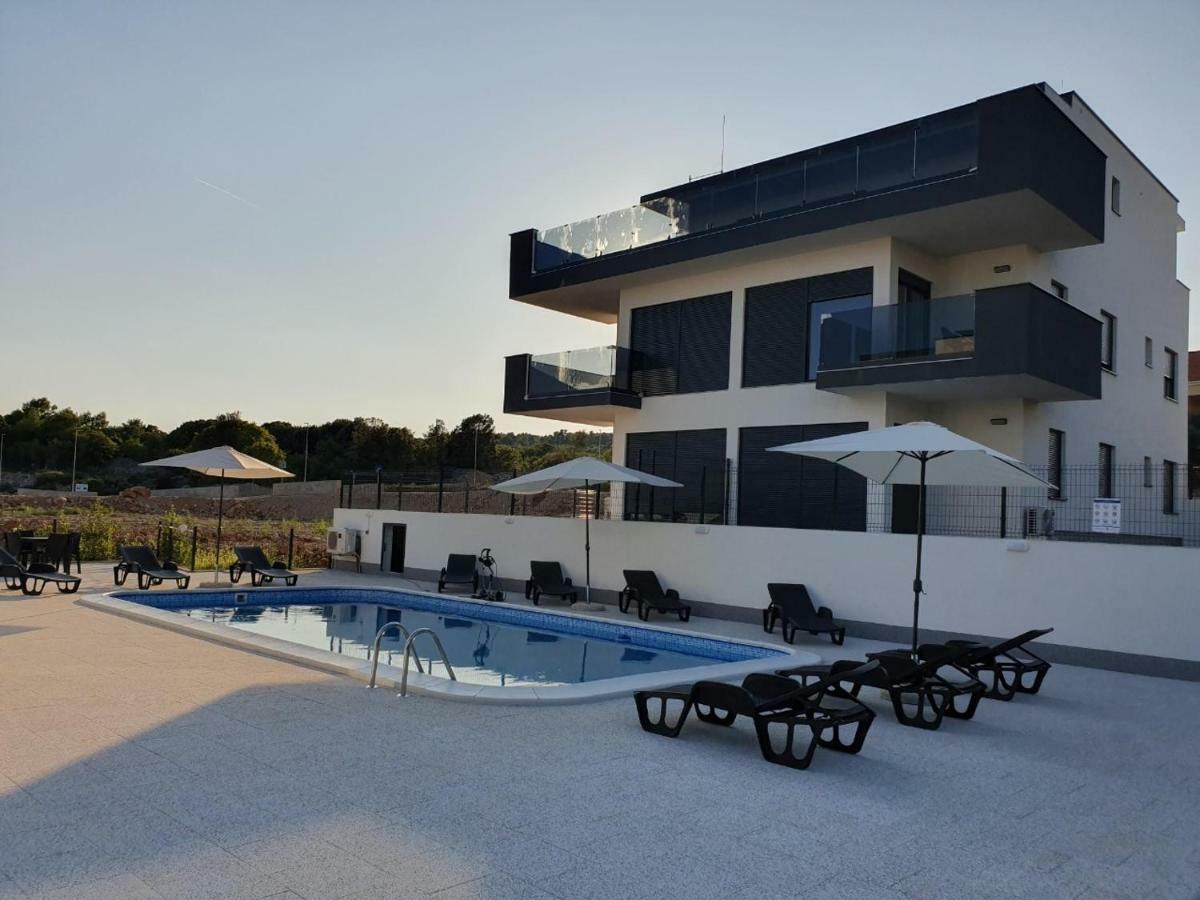 Black&White 2 Apartamento Krk Island Exterior foto